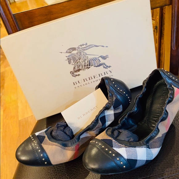 Burberry check ballerina flats with  studs - Picture 2 of 7